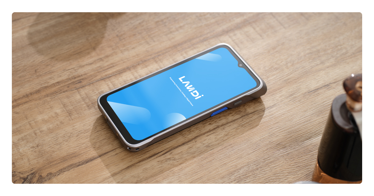 LANDI M20SE devices lies on a cafe table.